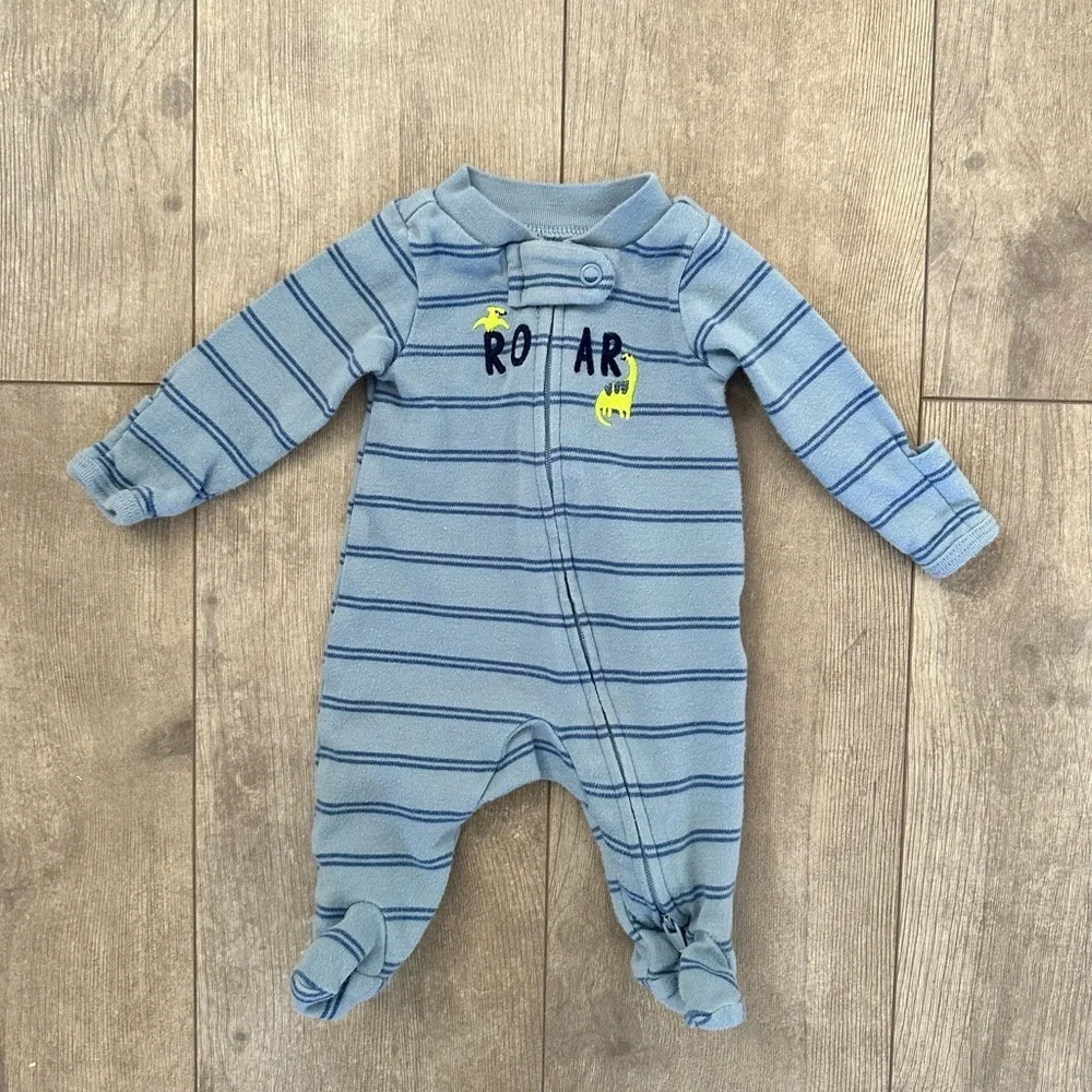 Carter’s preemie footies baby boy